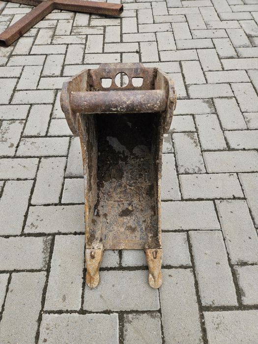 Cupe pt miniexcavator pana în 2,5 tone
