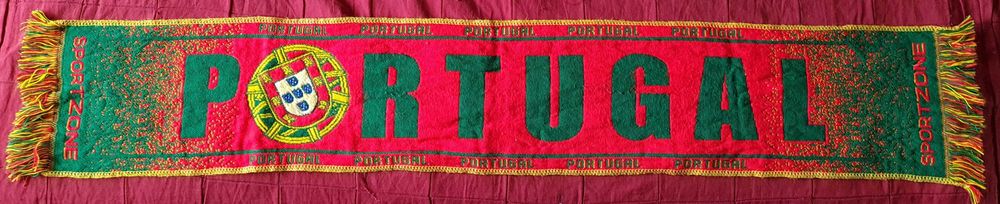 Fular din tricot pt suporter de fotbal din Portugalia
