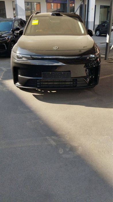 Leapmotor c16 3-pozitsiya