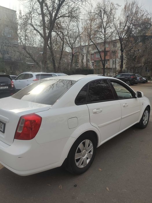 Chevrolet Jentra 1.5