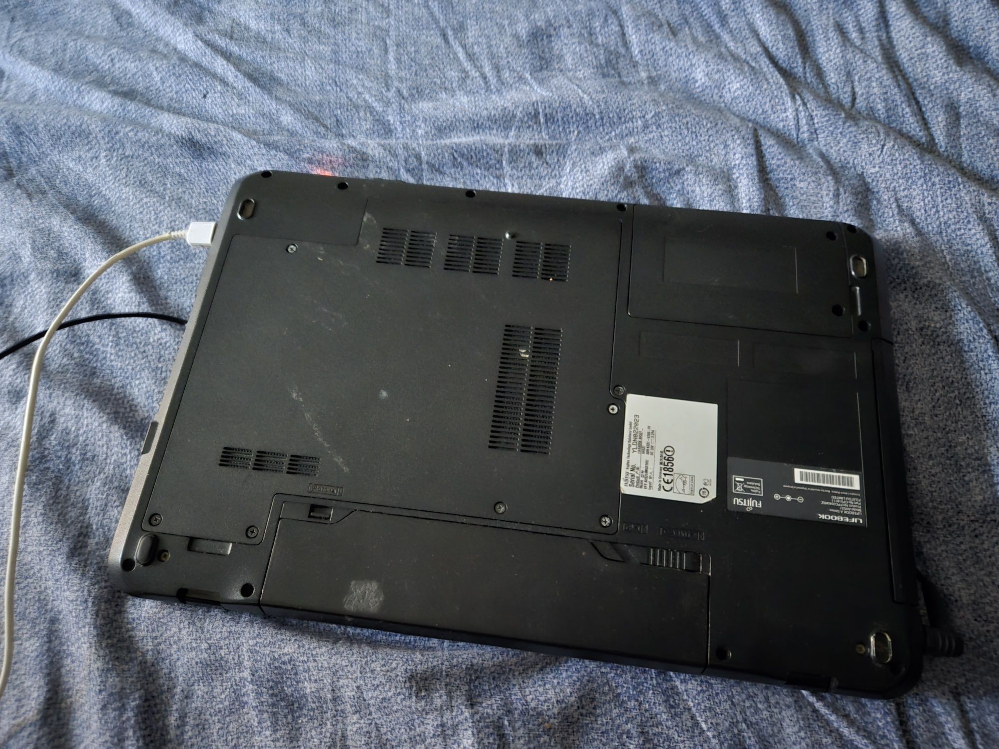 Fujitsu ah531, i5-2410m, ssd 240gb, ddr3 6gb