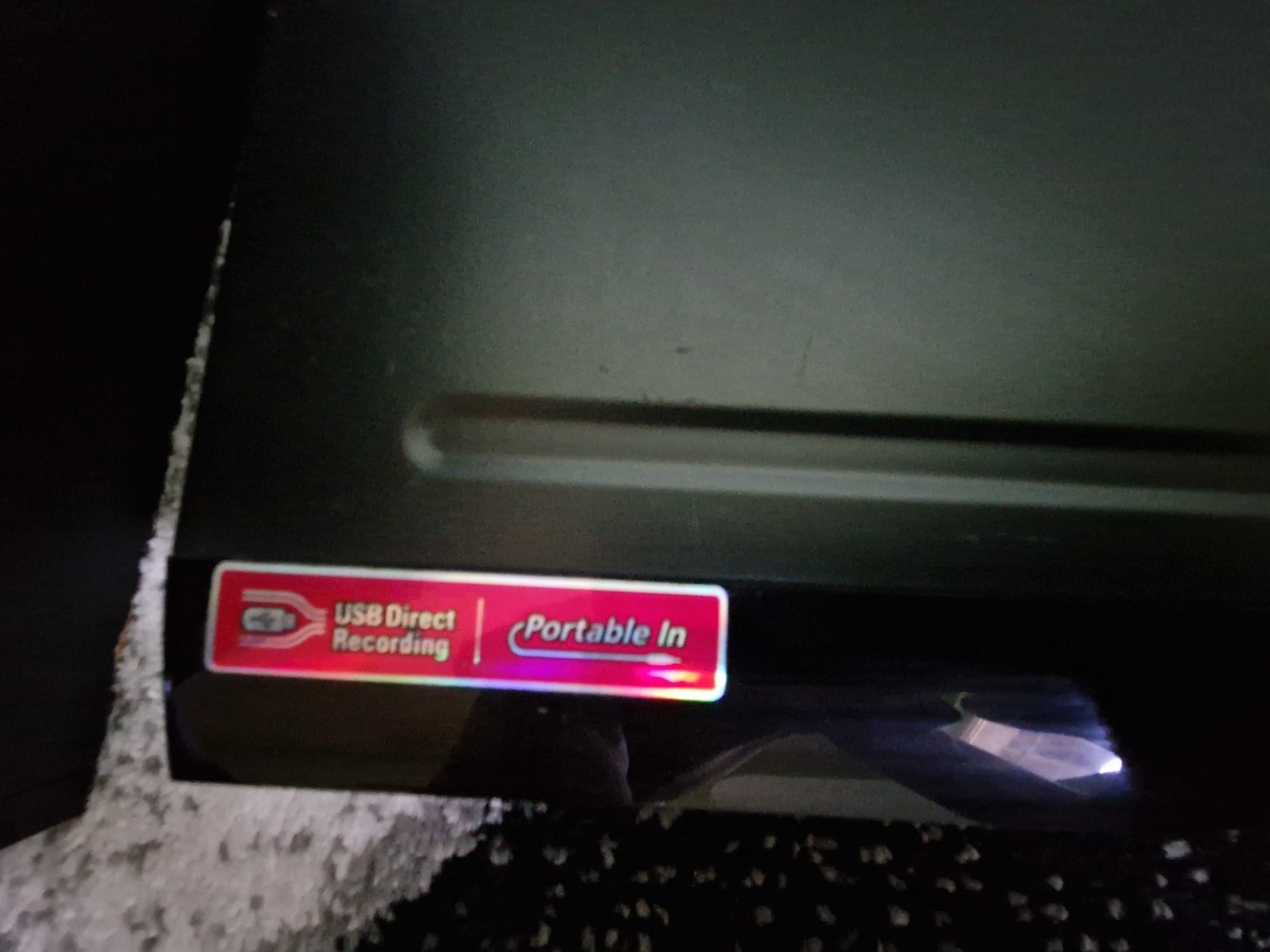 DVD плейър LG HT303SUW