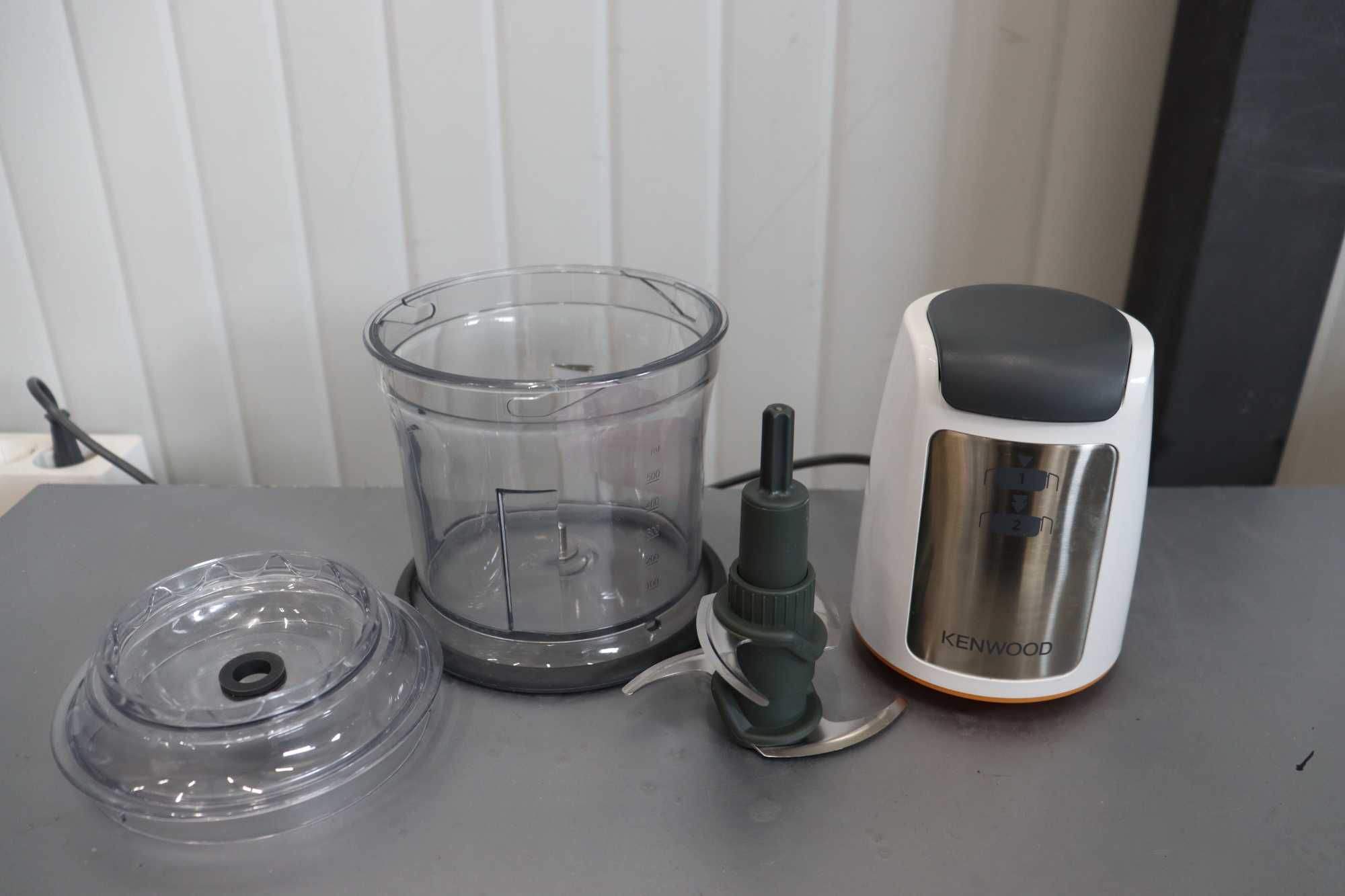 Чопър Kenwood Easy Chop, купа 0,5л, 2 скорости, 500W, CHP61.100