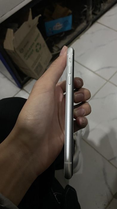 Iphone XR состаяние хорошая