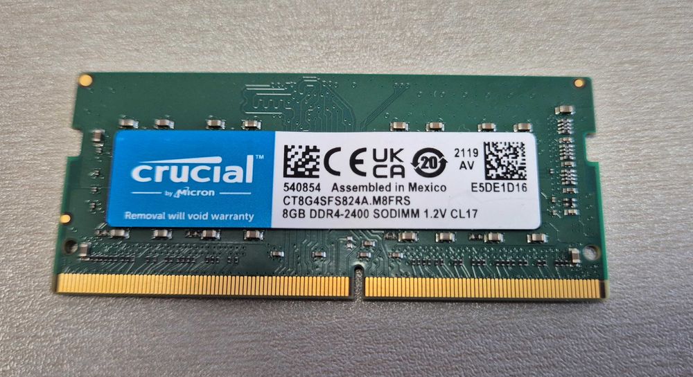 Памет за лаптоп Crucial 8GB DDR4 SODIMM 2400 CL17