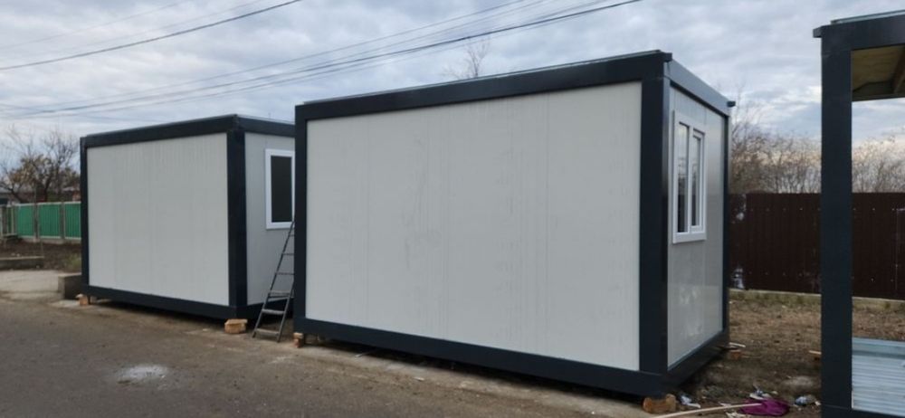 Vând containere modulare
