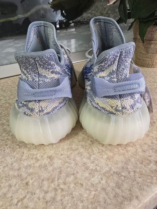 Adidași Yezzy barbati