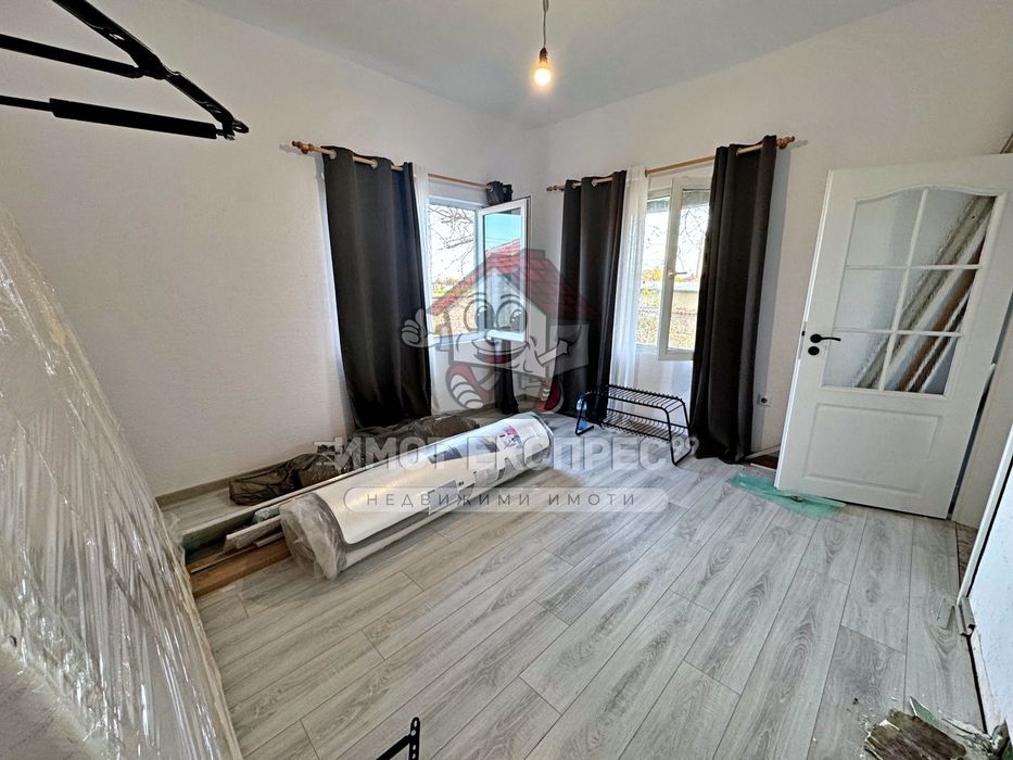 Продава се Къща в Асеновград - 60 кв.м за 668 €/кв.м - Снимка #12