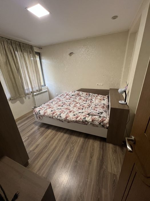 Апартамент под наем краткосрочно Люлин до МегаМол