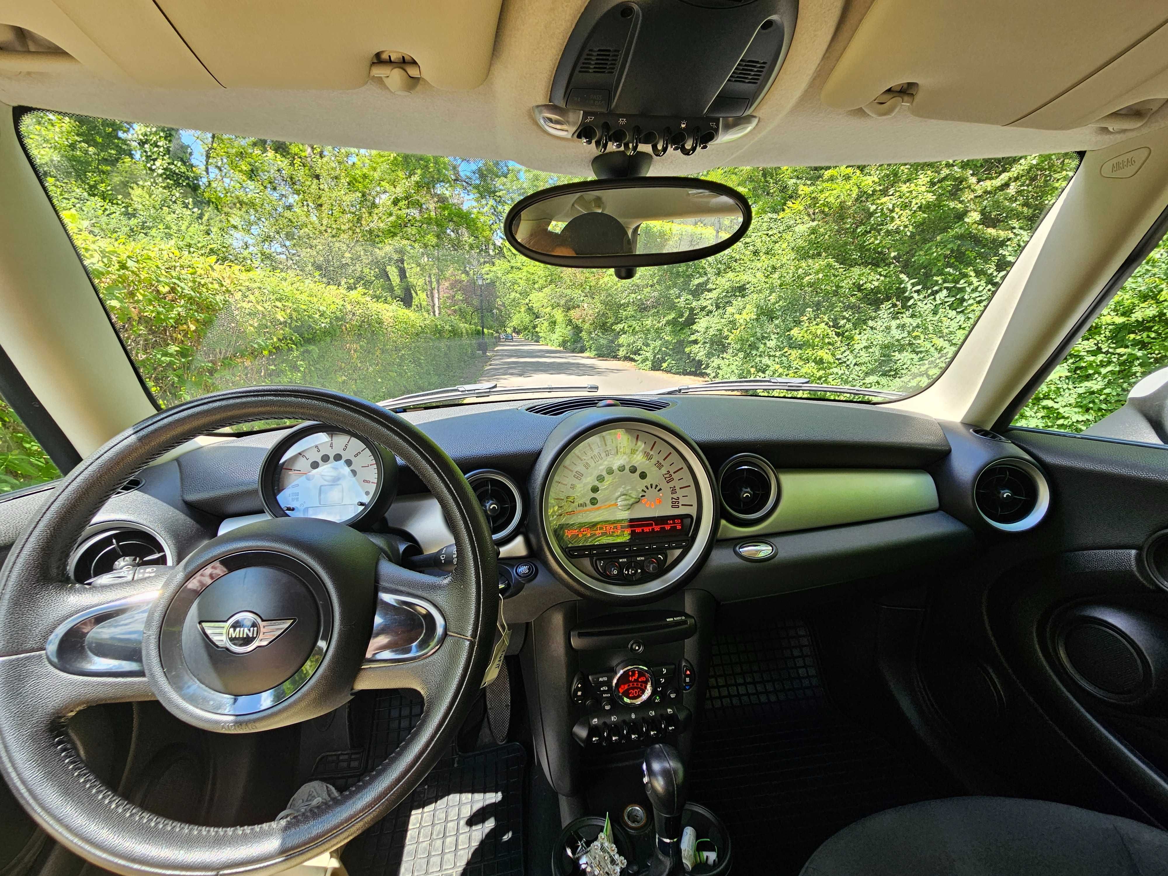 Mini Cooper 2012 benzina cutie automata 1.6 122 CP