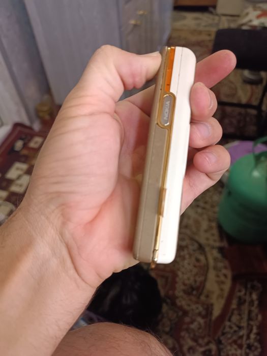 Nokia retro 7280 va 7380 bilmiman ishlashini