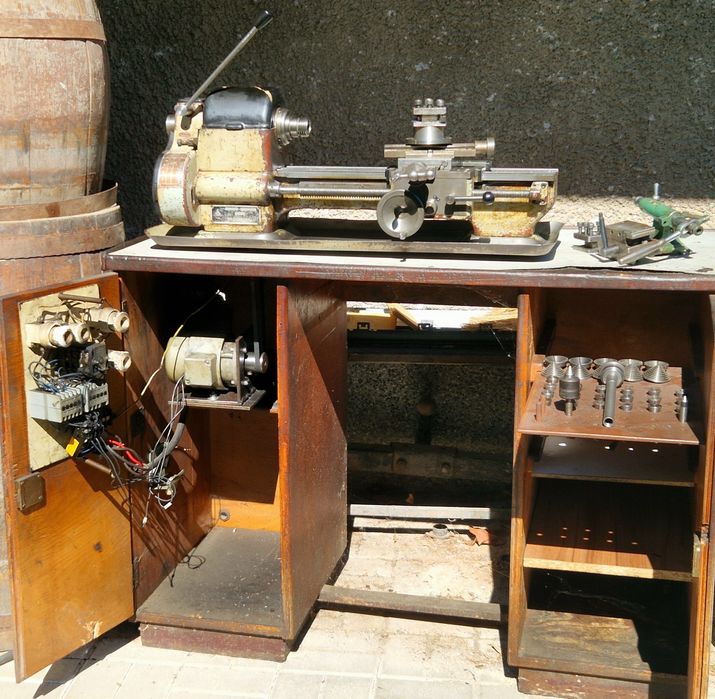 Продавам струг ТОС MN 80A  за възстановяване/резервни части