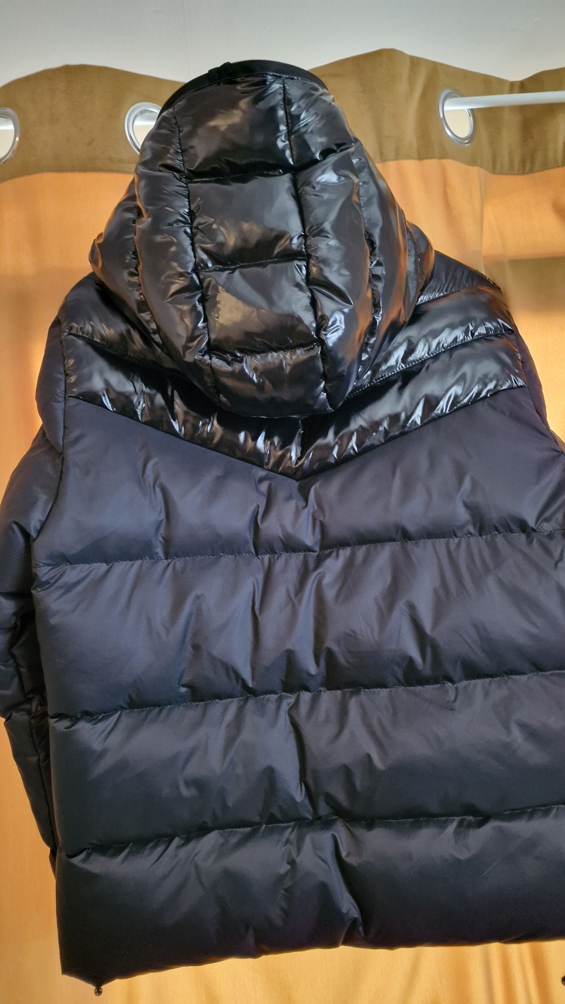 Nou / Geaca Moncler puf scurta
