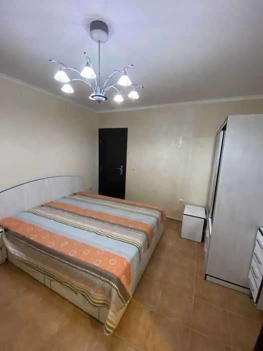 Дава се под наем Двустаен апартамент в Бургас, Лазур - 65 кв.м за 102 € - Снимка #2