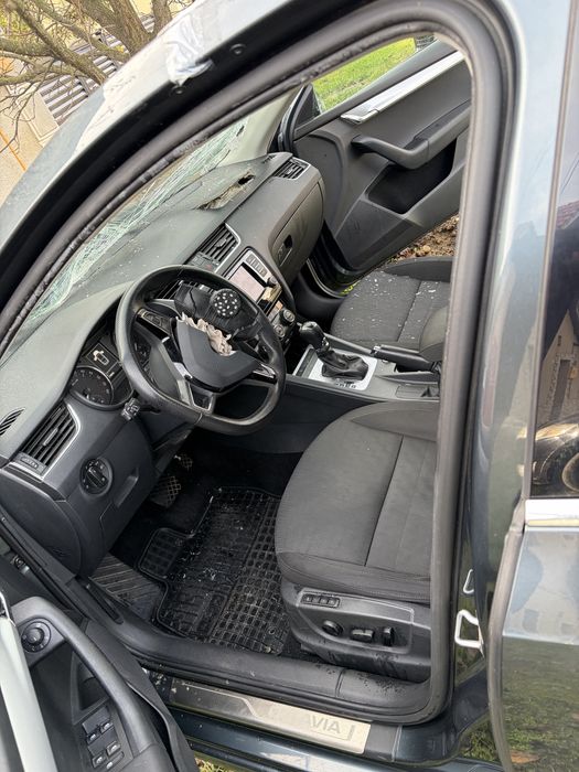 Skoda octavia 2016 automat avariat/avarie/lovit