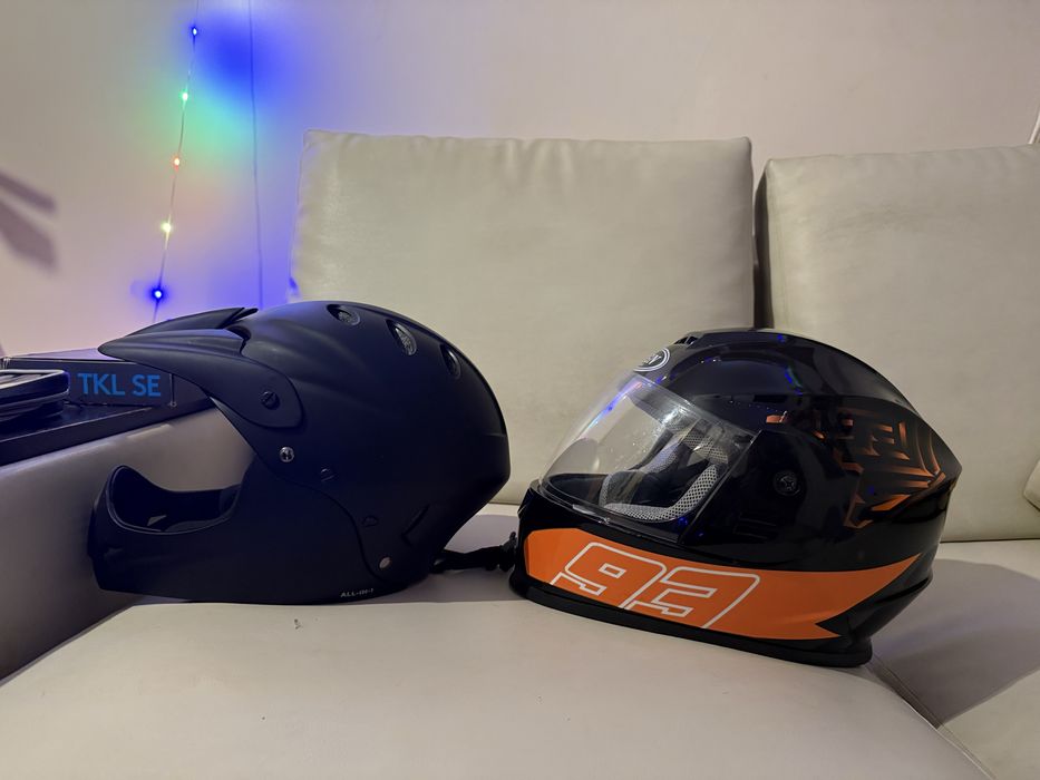 Каска за електрическа тротинетка