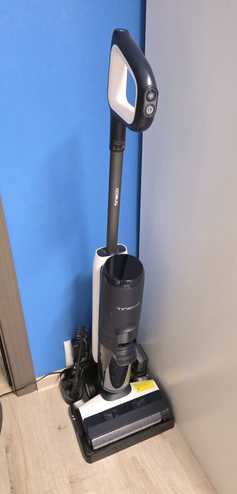 Vând aspirator cu spălare Tineco one floor 5S in garantie