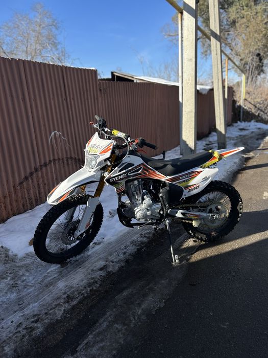 Продам мотоцикл эндуро