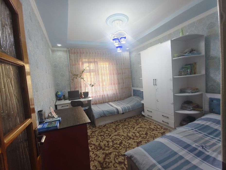 Қорасув-6 квартира сотилади. 3/3/5