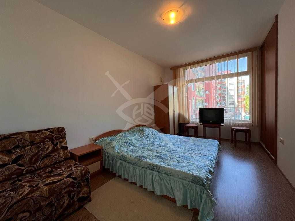 Продава се Тристаен апартамент в к.к. Слънчев бряг - 100 кв.м за 1750 €/кв.м - Снимка #6