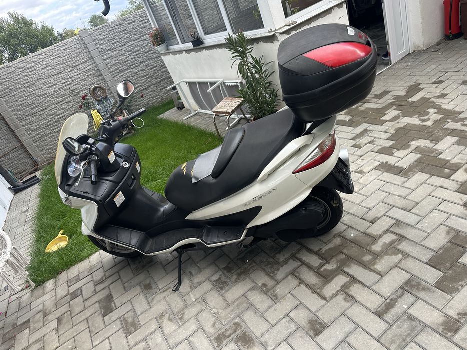 Suzuki Burgman 200