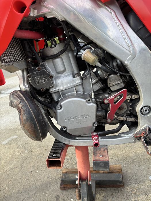 Cross Honda CR250 R