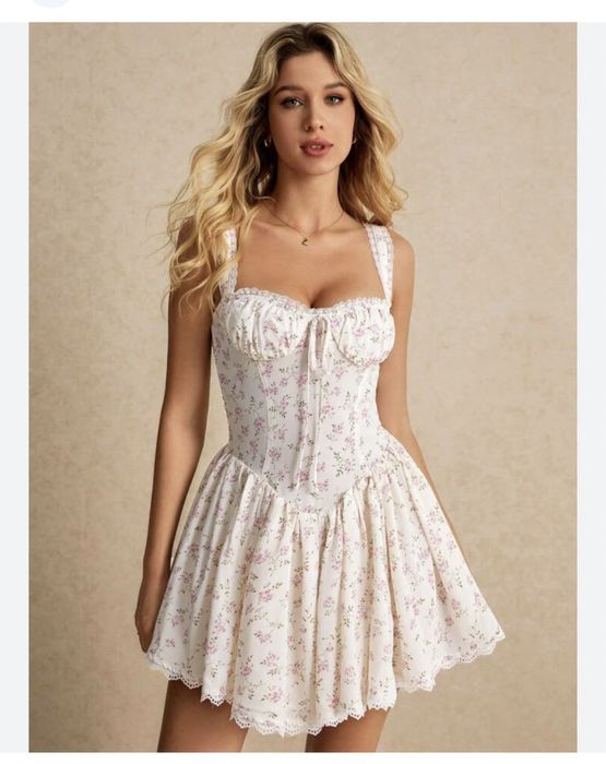 Rochie florala vaporoasa