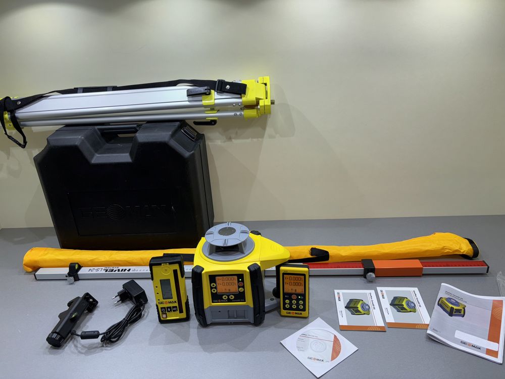 Geomax Nivela laser canalizare dubla panta leica hiti topcon