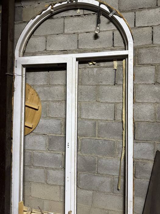 Ликовская оконная рама salamander