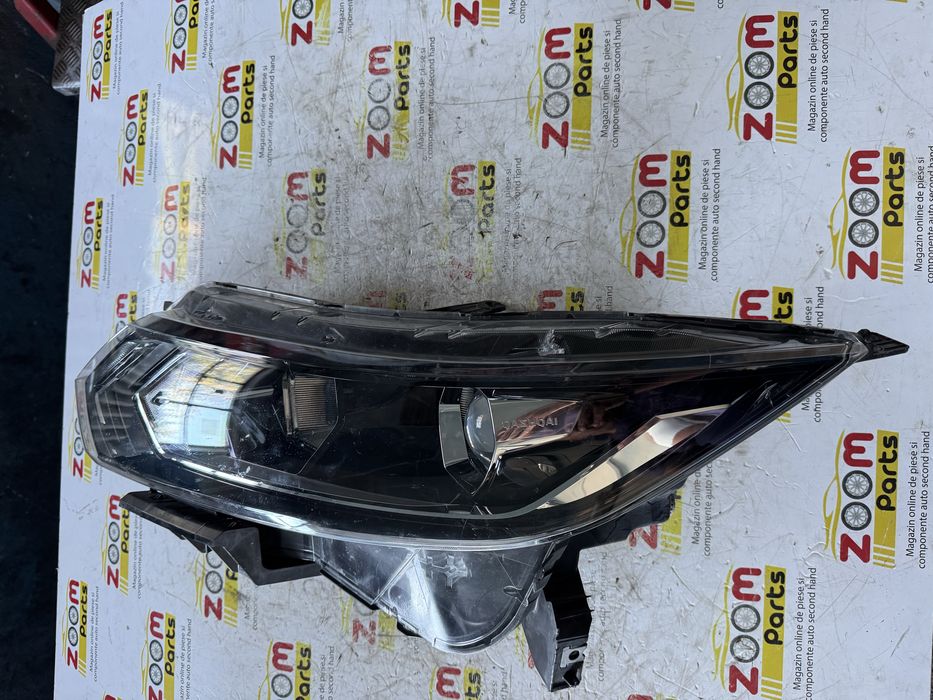 Far stanga halogen si LED Nissan Qashqai 2 facelift 2017-2020