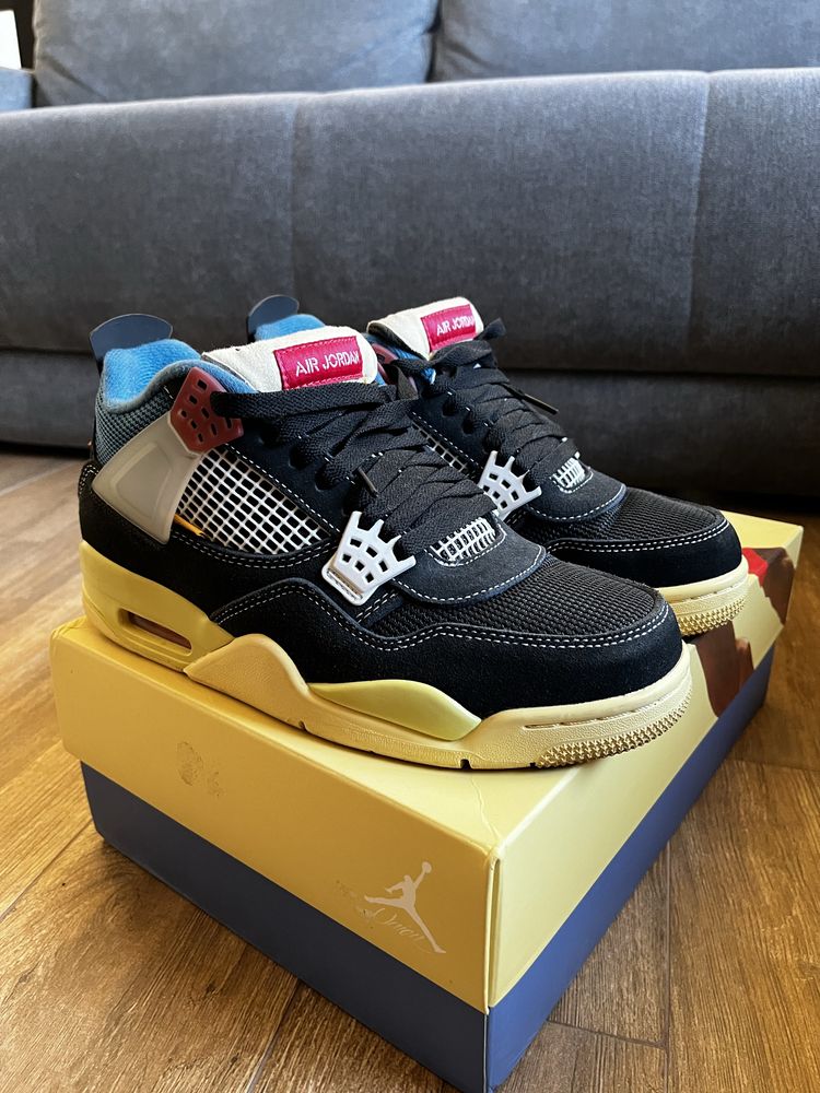 Jordan 4 union off noir