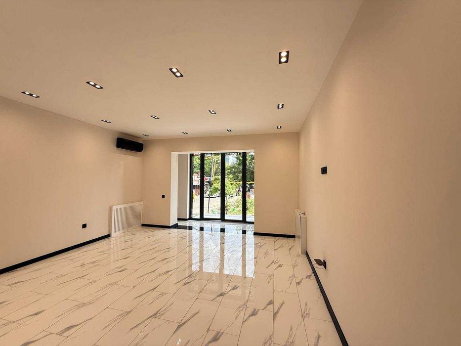 Продается Нежилое арендатор Адвокатура на 2линии 70м за смешные деньги