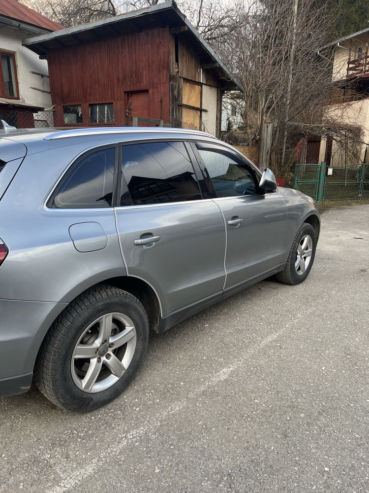 Audi Q5 2010 benzina