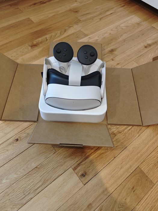 Ochelari VR Meta Quest 3S 128GB ca noi, in garantie