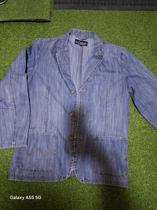 Kurtka spartifka vetrovkalar