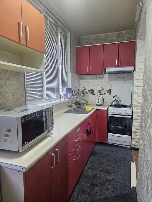 СРОЧНО Сдаётся кв ул Бобур 3/2/9 Яккасарайский 144*