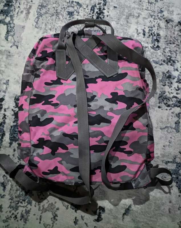 bootleg fjallraven camo backpack kanken 23510 y2k vintage retro rucsac