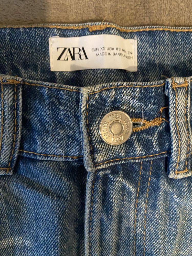Zara Fusta xs si pantaloni scurti S