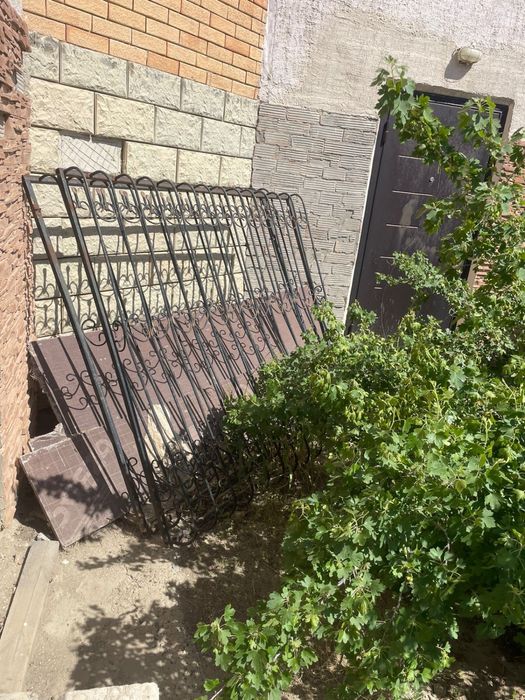 Продаются решётка пластиковые окна