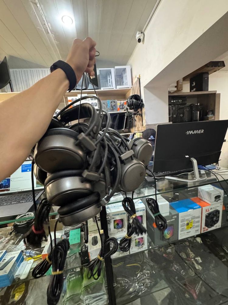 Kompyuter naushnik RGB Zidli ishlatilgan yaxshi xolatda