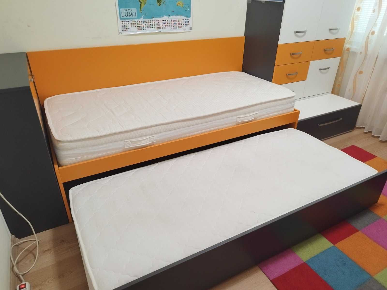Детска стая оранжево , сиво, бяло - употребявана 2 години