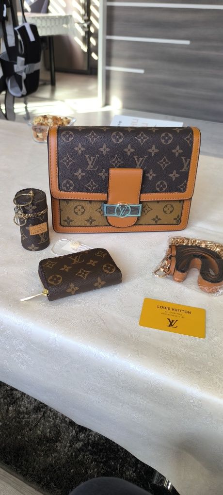 LOUIS VUITTON дамска чанта нова