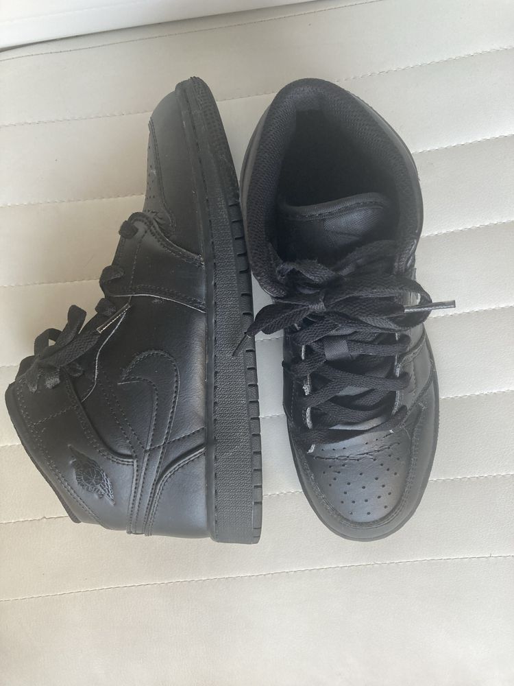 Nike маратонки Air Jordan 1 Mid