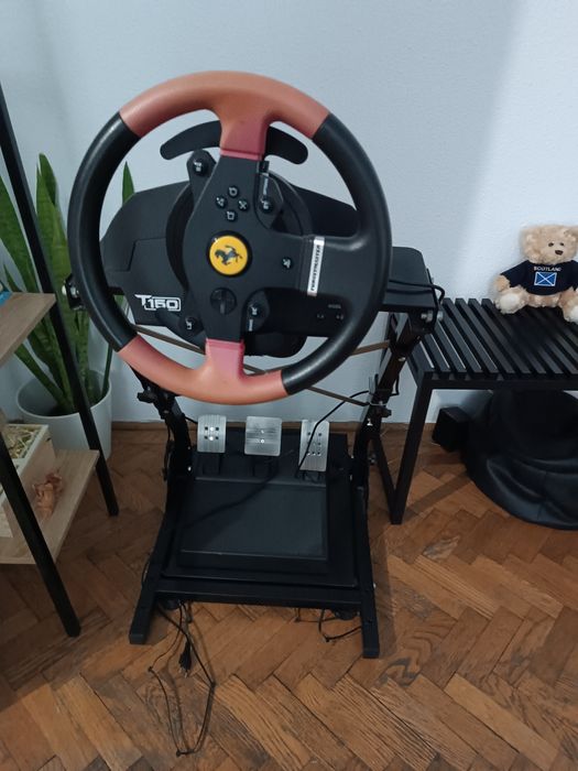 Volan gaming cu pedale Trust master T150