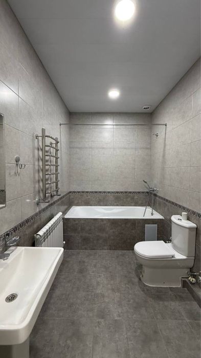 Продается 4 ком. Квартира площадью 127 кв.м. Адрес Фрунзе