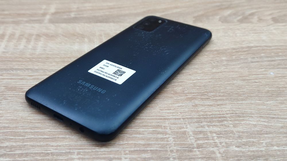 Samsung A03s A037G Black Geam fisurat , perfect functional