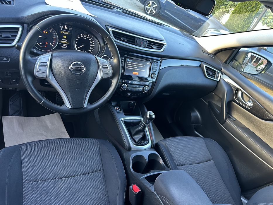 Nissan qashqai TEKNA~Variante/Rate