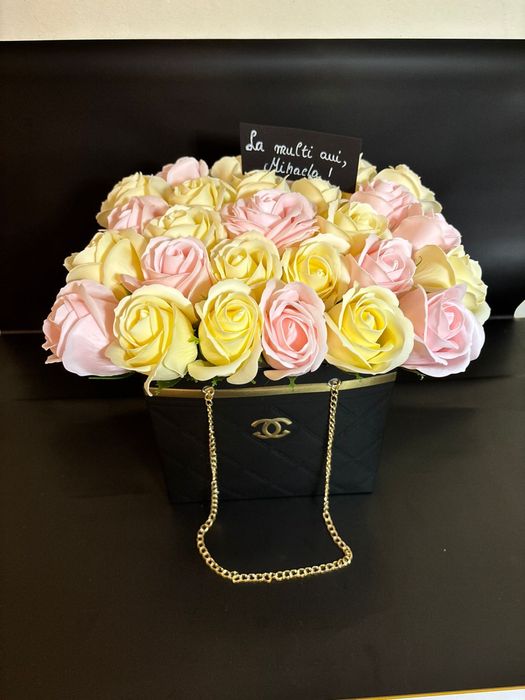 Aranjamente trandafiri