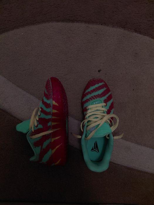 продам кроссовки nike ja3