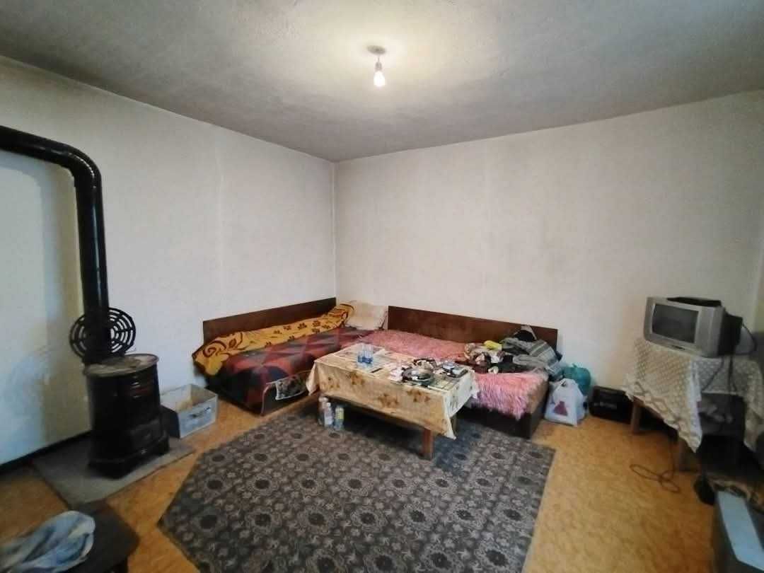 Продава къща в гр.Пещера
